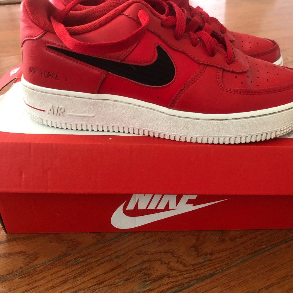 Nike Air Force 1